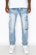 Raised 3D pocket on the front of the leg