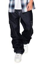 Flap closure on the side cargo pocket