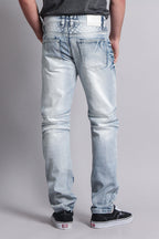 Zipper accent on the leg