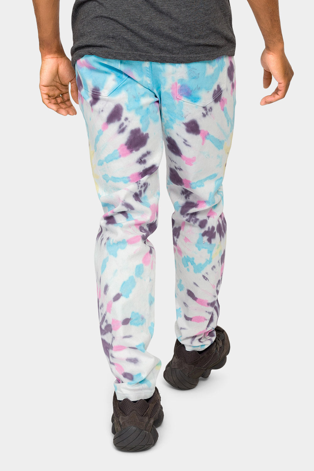 Full length of the tie-dyed leg